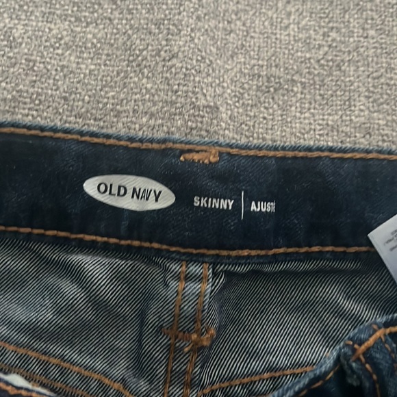 BRAND NEW OLD NAVY JEANS - Picture 3 of 3